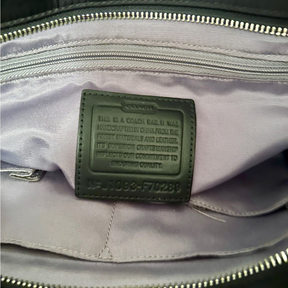 Coach “Glow Up” Julia Opt Art Vintage carry all. - Picture 14 of 14